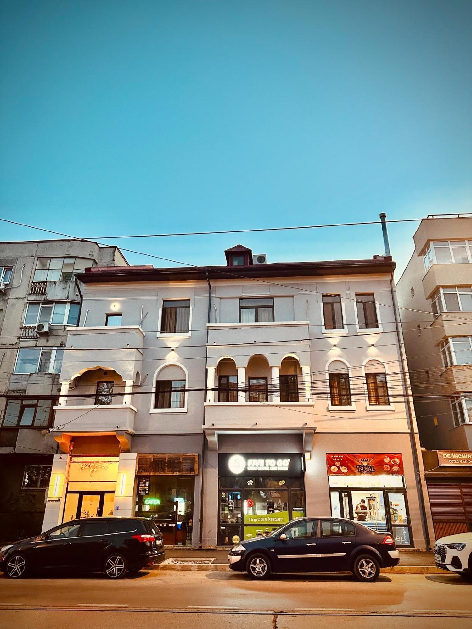 Hotel Eos Bukarest Exteriör bild