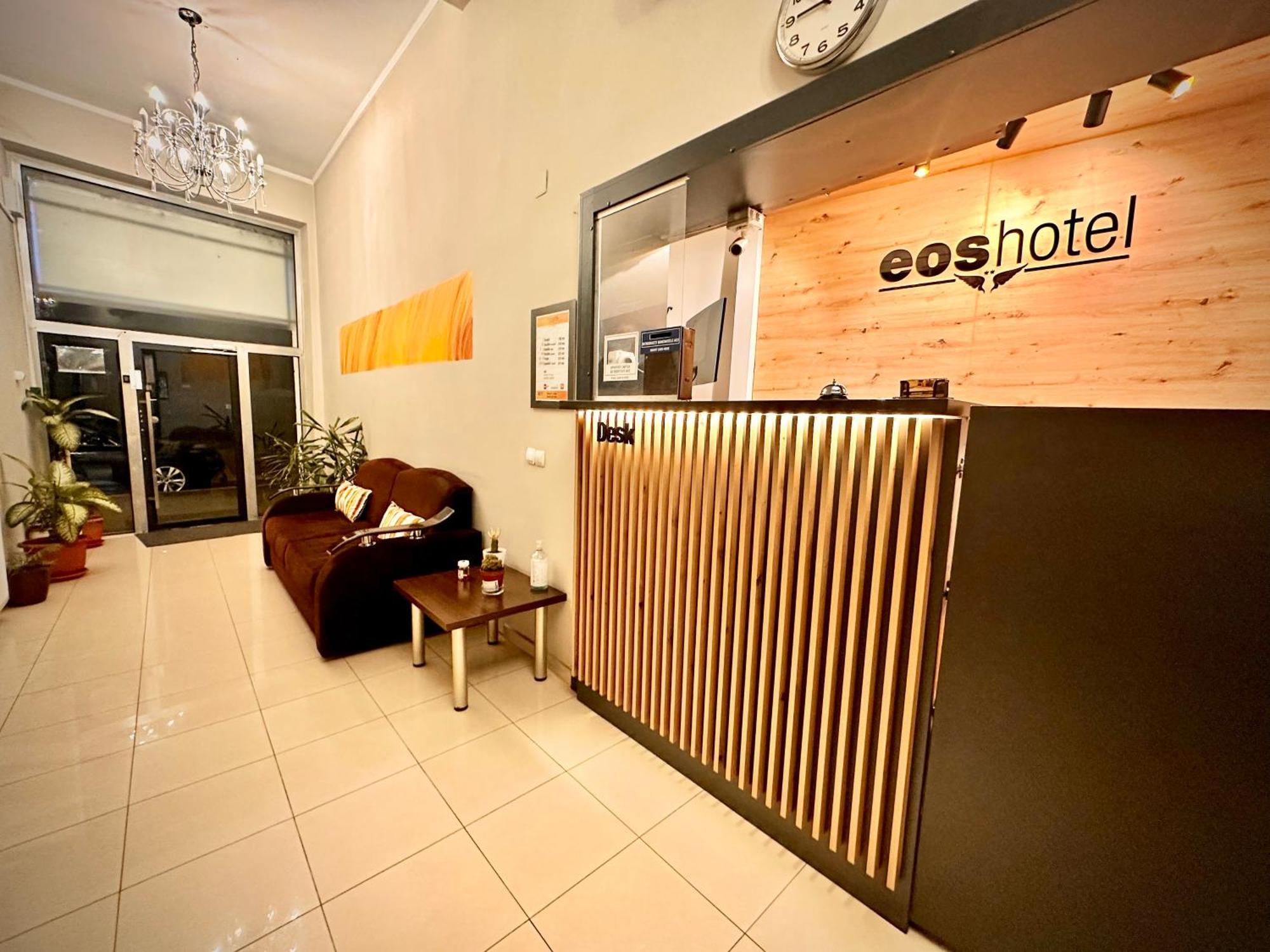 Hotel Eos Bukarest Exteriör bild